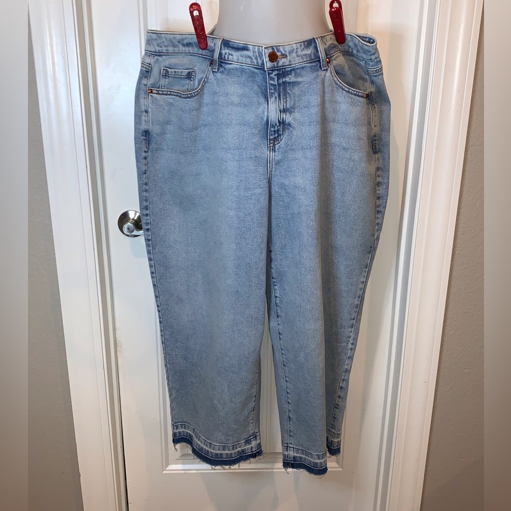 Lane Bryant Plus Raw Hem Ankle Jeans NWOT